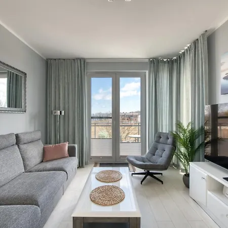 Nexo Q4apartments * Puck